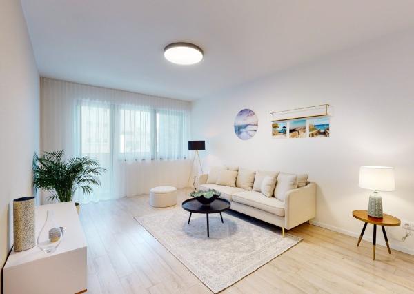 PRENAJATÉ - Úpne nový, elegantný 3 izb.byt 124 m2 kompletne zariadený, loggia, 2 x parking, BA I - Staré Mesto.