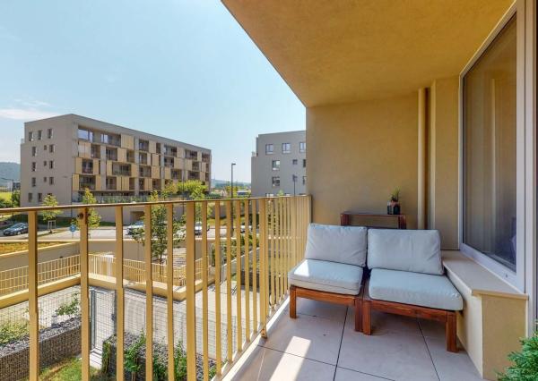 PRENAJATÉ-Kompletne zariadený, nový 2 izb. byt 62 m2, loggia, pivnica, parking garáž - NOVOSTAVBA BORY