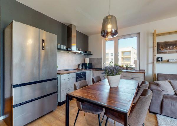 PRENAJATÉ-Kompletne zariadený, nový 2 izb. byt 62 m2, loggia, pivnica, parking garáž - NOVOSTAVBA BORY