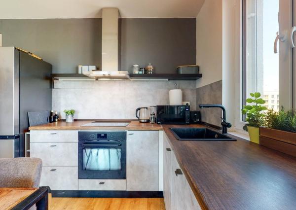 PRENAJATÉ-Kompletne zariadený, nový 2 izb. byt 62 m2, loggia, pivnica, parking garáž - NOVOSTAVBA BORY