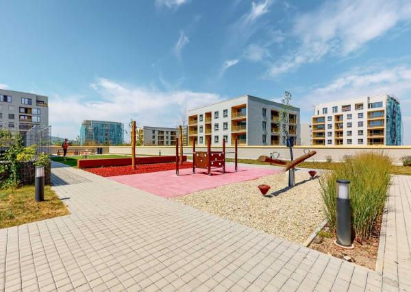 PRENAJATÉ-Kompletne zariadený, nový 2 izb. byt 62 m2, loggia, pivnica, parking garáž - NOVOSTAVBA BORY