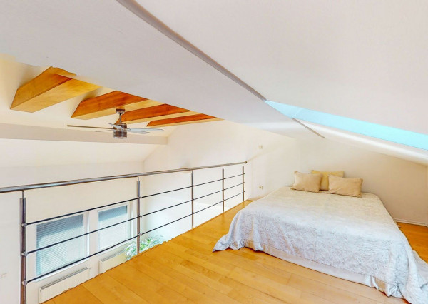 PREDANÉ- 5 izb.rodinný dom v TOP lokalite KOLIBA s panoramatickým výhľadom na mesto a zeleň, sauna,krb,garáž.