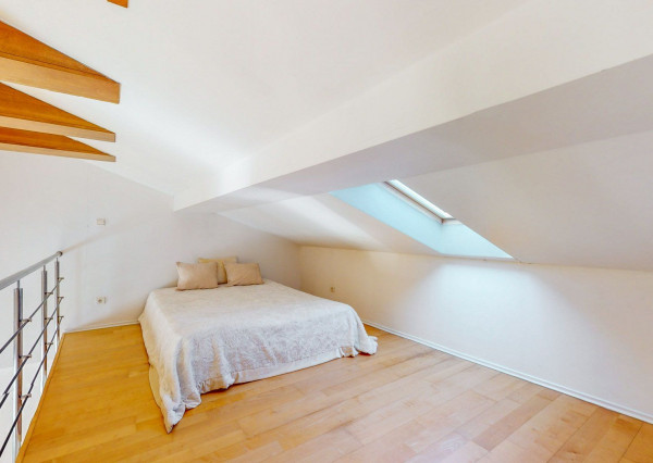 PREDANÉ- 5 izb.rodinný dom v TOP lokalite KOLIBA s panoramatickým výhľadom na mesto a zeleň, sauna,krb,garáž.