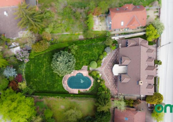 PREDANÉ-6 izb.rodinný dom,POZEMOK 1112 m2, v tesnej blízkosti lesa.