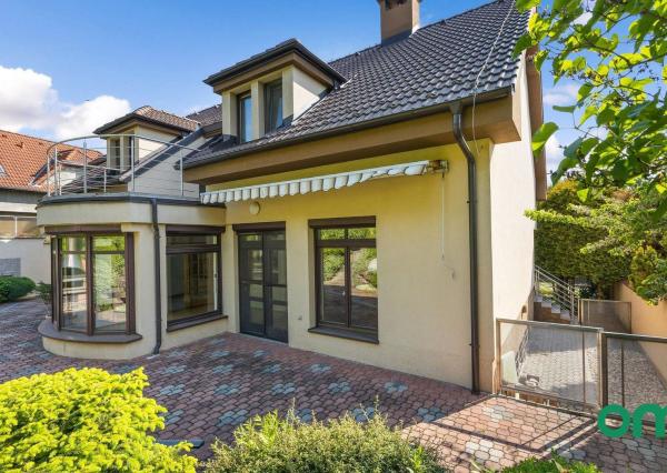 PREDANÉ-6 izb.rodinný dom,POZEMOK 1112 m2, v tesnej blízkosti lesa.