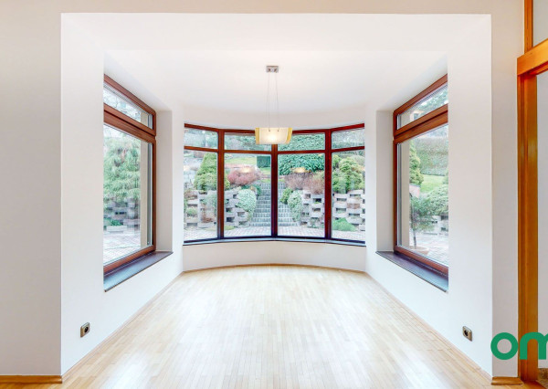 PREDANÉ-6 izb.rodinný dom,POZEMOK 1112 m2, v tesnej blízkosti lesa.