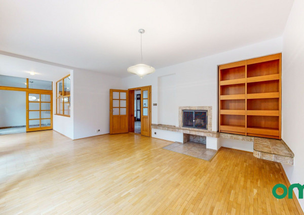 PREDANÉ-6 izb.rodinný dom,POZEMOK 1112 m2, v tesnej blízkosti lesa.