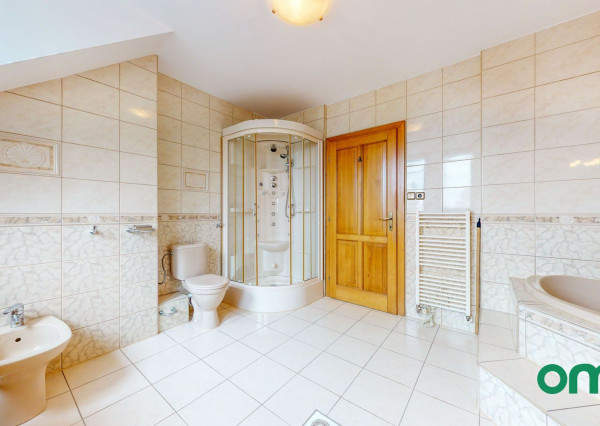 PREDANÉ-6 izb.rodinný dom,POZEMOK 1112 m2, v tesnej blízkosti lesa.