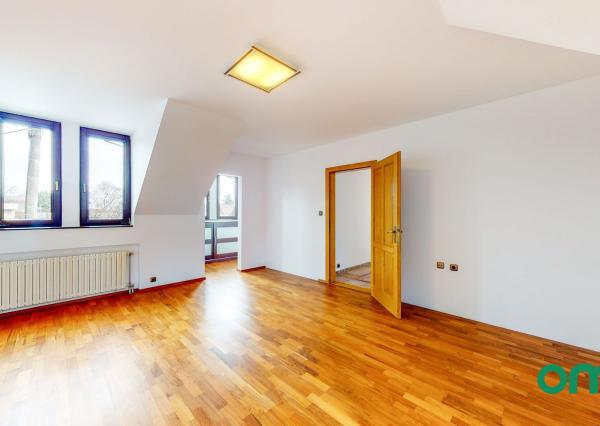 PREDANÉ-6 izb.rodinný dom,POZEMOK 1112 m2, v tesnej blízkosti lesa.