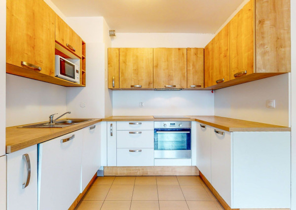 Južne orientovaný 3i s parkovaním v Perle Ružinova