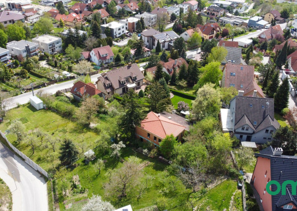 PREDANÉ-6 izb.rodinný dom,POZEMOK 1112 m2, v tesnej blízkosti lesa.