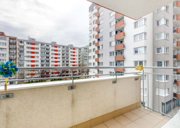 Južne orientovaný 3i s parkovaním v Perle Ružinova