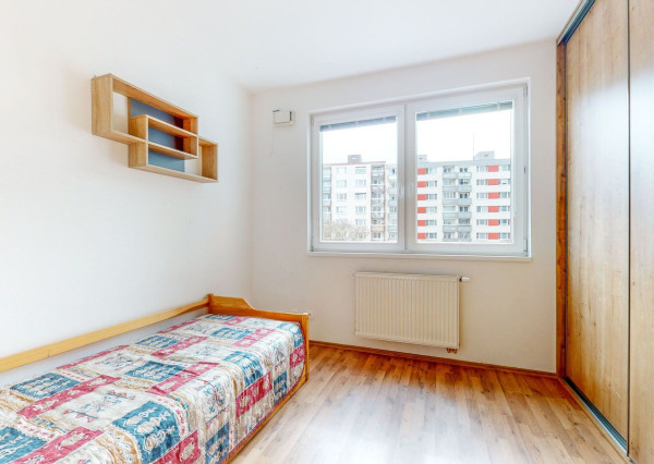 Južne orientovaný 3i s parkovaním v Perle Ružinova