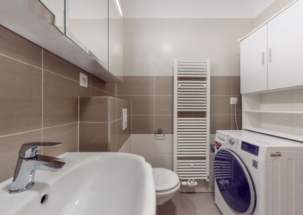 Južne orientovaný 3i s parkovaním v Perle Ružinova