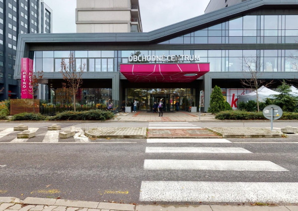 Južne orientovaný 3i s parkovaním v Perle Ružinova