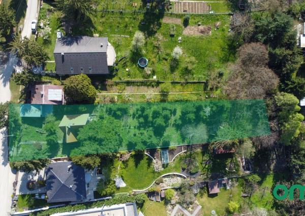 PREDANÉ -rodinný dom priamo pod lesom na pozemku 1638 m2 s potôčikom, tichá lokalita obklopená prírodou.