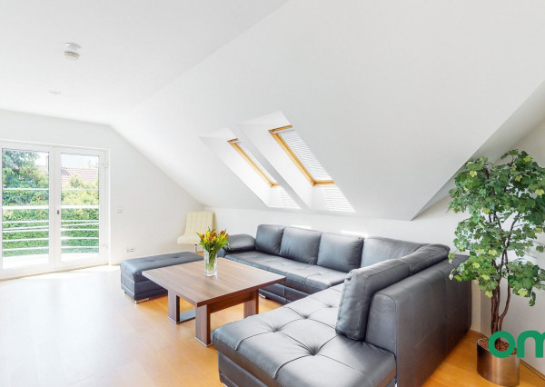 Predané, r.d., pozemok 1540 m2 s bazénom, záhradným jazierkom, altánkom - STRMÝ VŔŠOK.