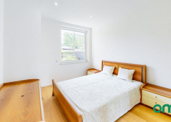 Predané, r.d., pozemok 1540 m2 s bazénom, záhradným jazierkom, altánkom - STRMÝ VŔŠOK.