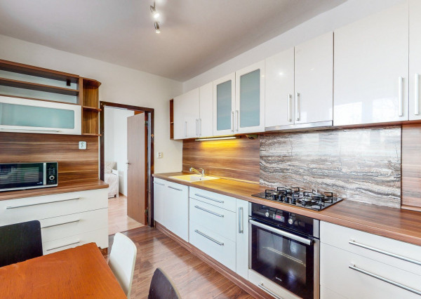 PREDANÉ - ul. Ružová - 3 izb. byt v TOP časti Stupavy.