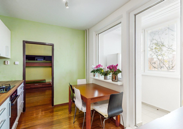 PREDANÉ - ul. Ružová - 3 izb. byt v TOP časti Stupavy.