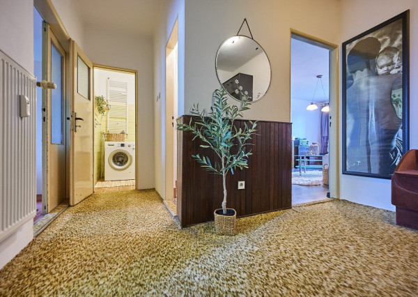 PREDANÉ: Na predaj: 2-izbový byt na Slovinskej ulici, Trnávka, 2x balkon