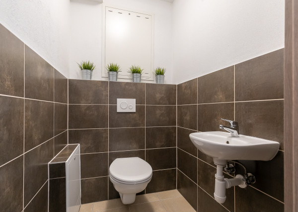 PREDANÉ - NOVOSTAVBA 2 izb. byt 64,4m2- loggia,parking.