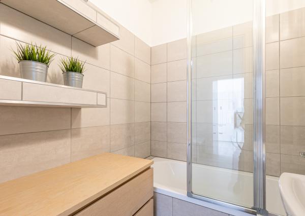 Zariadený, zrekonštruovaný 4 izb.byt 79 m2, balkón, pivnica.