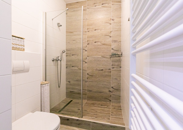 VEĽKORYSÝ 4 izb.byt 92 m2 + terasa,loggia,komora,2x parking.