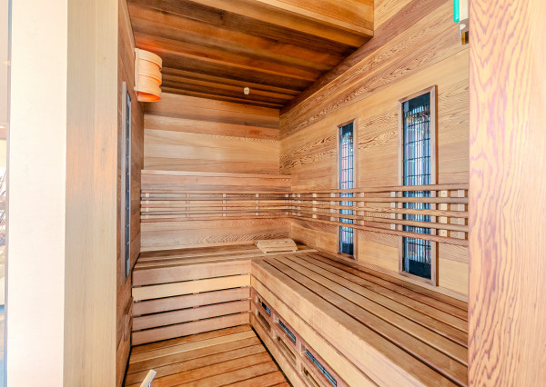 Výnimočná vila ZÁHORSKÉ SADY s bazénom, pozemok 1157 m2.