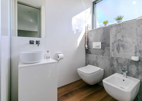 Výnimočná vila ZÁHORSKÉ SADY s bazénom, pozemok 1157 m2.