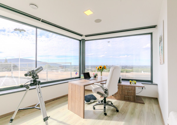 Výnimočná vila ZÁHORSKÉ SADY s bazénom, pozemok 1157 m2.