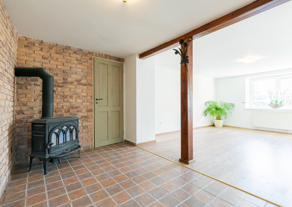 Prenajaté: rod.dom v tesnej BLÍZKOSTI LESA,NÁMESTIA a PÚTNICKÉHO AREÁLU