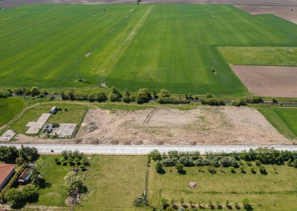 Pozemok č.7 v novo dokončenej lokalite, Štvrtok na ostrove