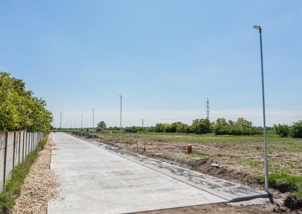 Pozemok č.7 v novo dokončenej lokalite, Štvrtok na ostrove