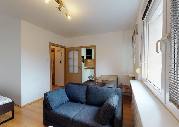 Prenájom útulného 1 izbového bytu na Bieloruskej