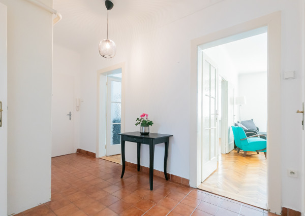 Prenajaté - 2,5 izb.byt 65 m2 s dvorom v centre STARÉHO MESTA