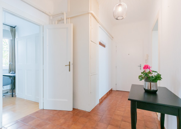 Prenajaté - 2,5 izb.byt 65 m2 s dvorom v centre STARÉHO MESTA