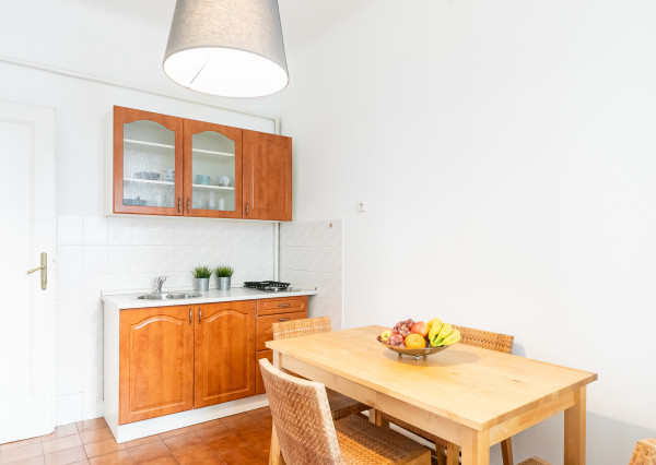 Prenajaté - 2,5 izb.byt 65 m2 s dvorom v centre STARÉHO MESTA