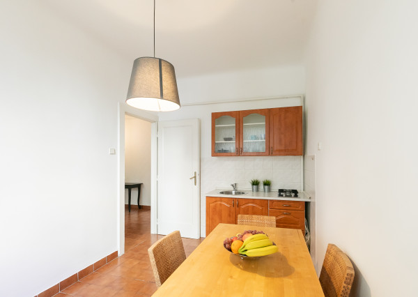 Prenajaté - 2,5 izb.byt 65 m2 s dvorom v centre STARÉHO MESTA