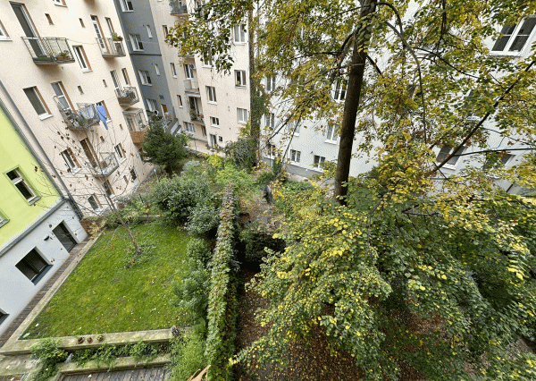 Prenajaté - 2,5 izb.byt 65 m2 s dvorom v centre STARÉHO MESTA