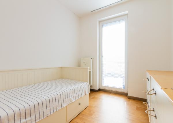 4 izb.byt 98 m2+terasa,2 kúpeľne,2xparking,2 murované pivnice