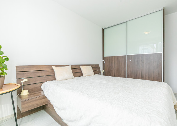 3 izb.byt s PREDZÁHRADKOU+TERASA,KLIMATIZÁCIA,PARKING.