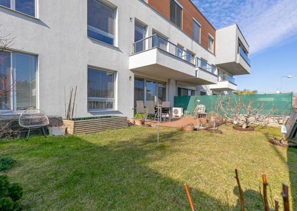 3 izb.byt s PREDZÁHRADKOU+TERASA,KLIMATIZÁCIA,PARKING.