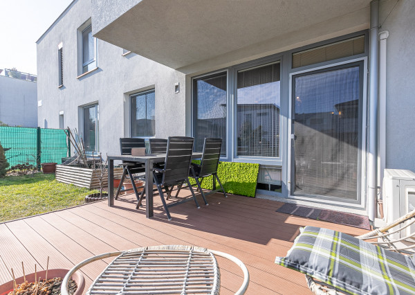 3 izb.byt s PREDZÁHRADKOU+TERASA,KLIMATIZÁCIA,PARKING.