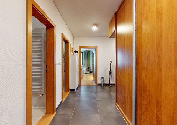 Rezervované - Veľký 4-izbový byt  – Vajnorská, BA