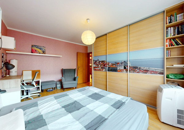 Rezervované - Veľký 4-izbový byt  – Vajnorská, BA