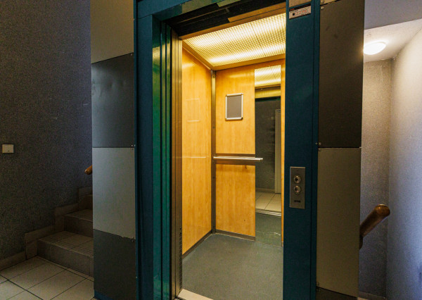 Rezervované - Veľký 4-izbový byt  – Vajnorská, BA