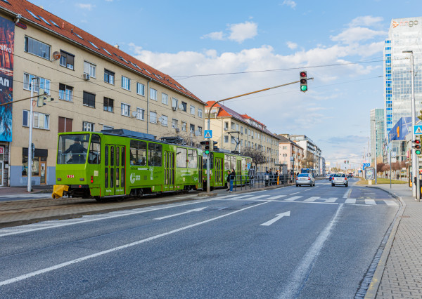 Rezervované - Veľký 4-izbový byt  – Vajnorská, BA