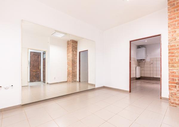 Komerčný priestor 93m2 s mnohofunkčným využitím v polyf.dome