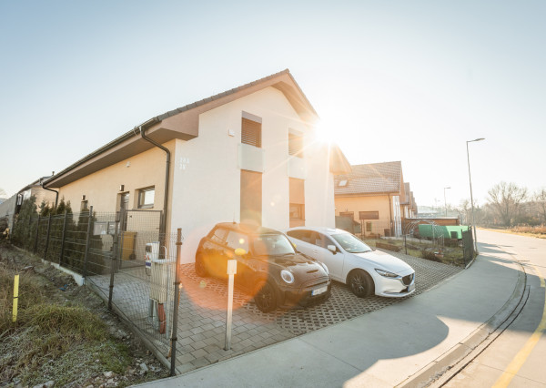 Na predaj moderný 4-izbový rodinný dom v Stupave